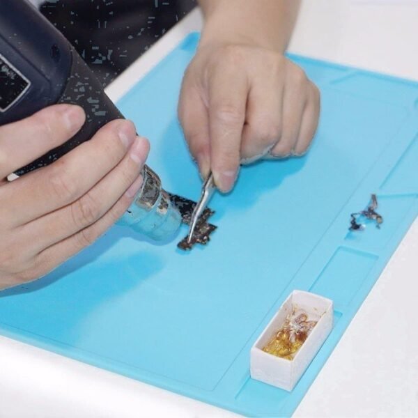 Alas Solder Karet Silicone Pad Mat Insulator Anti ESD Panas 45x30cm - Gambar 4