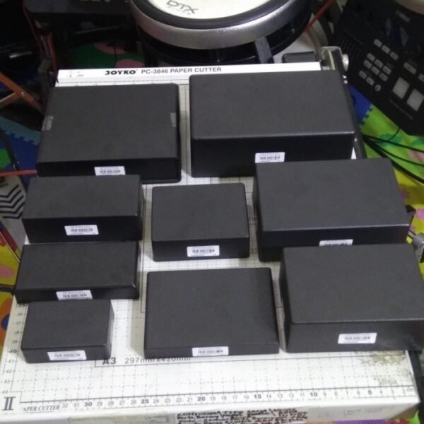 Box Plastik ABS Ukuran 2 Hitam Kotak Project Case Casing Plastic Enclosure - Gambar 2